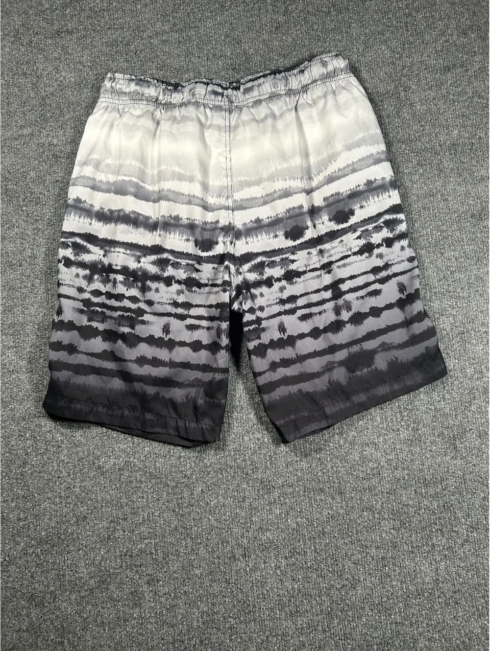 Ohiopyle Men's Black and White Tie-Dye Shorts with Drawstring Waist, Size Large